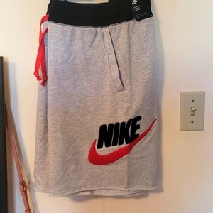 Nike large grey mens sweatshorts